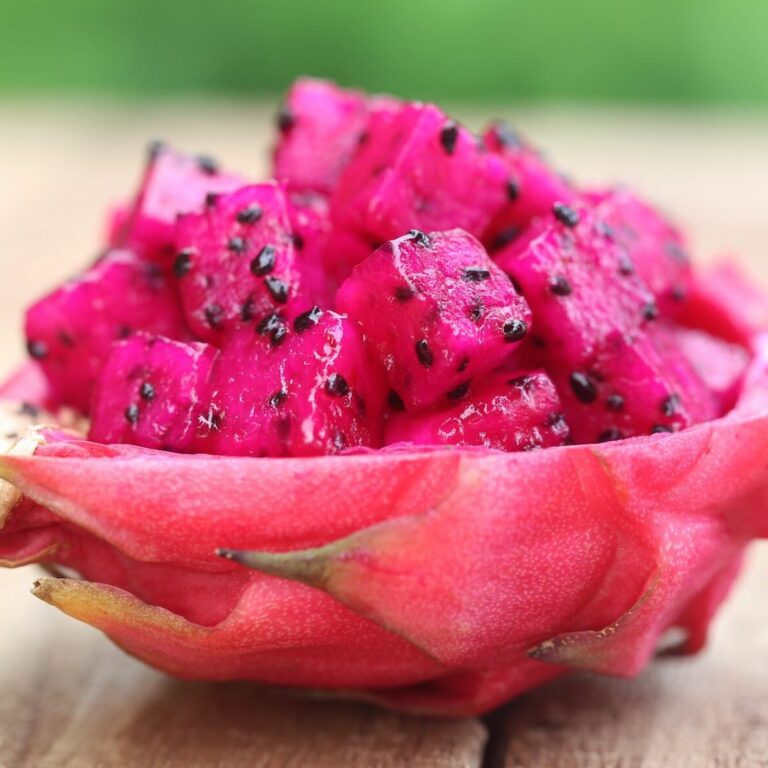 fruit frais pitaya